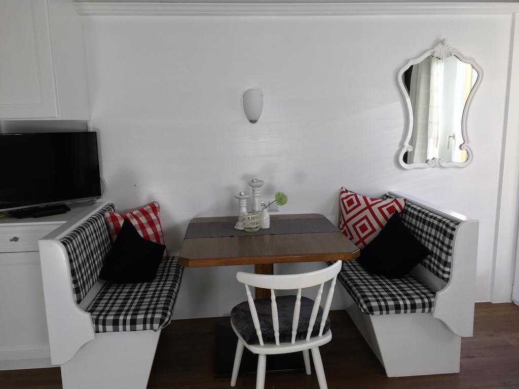 Haus Tirolerland Ξενοδοχείο Oetz Εξωτερικό φωτογραφία
