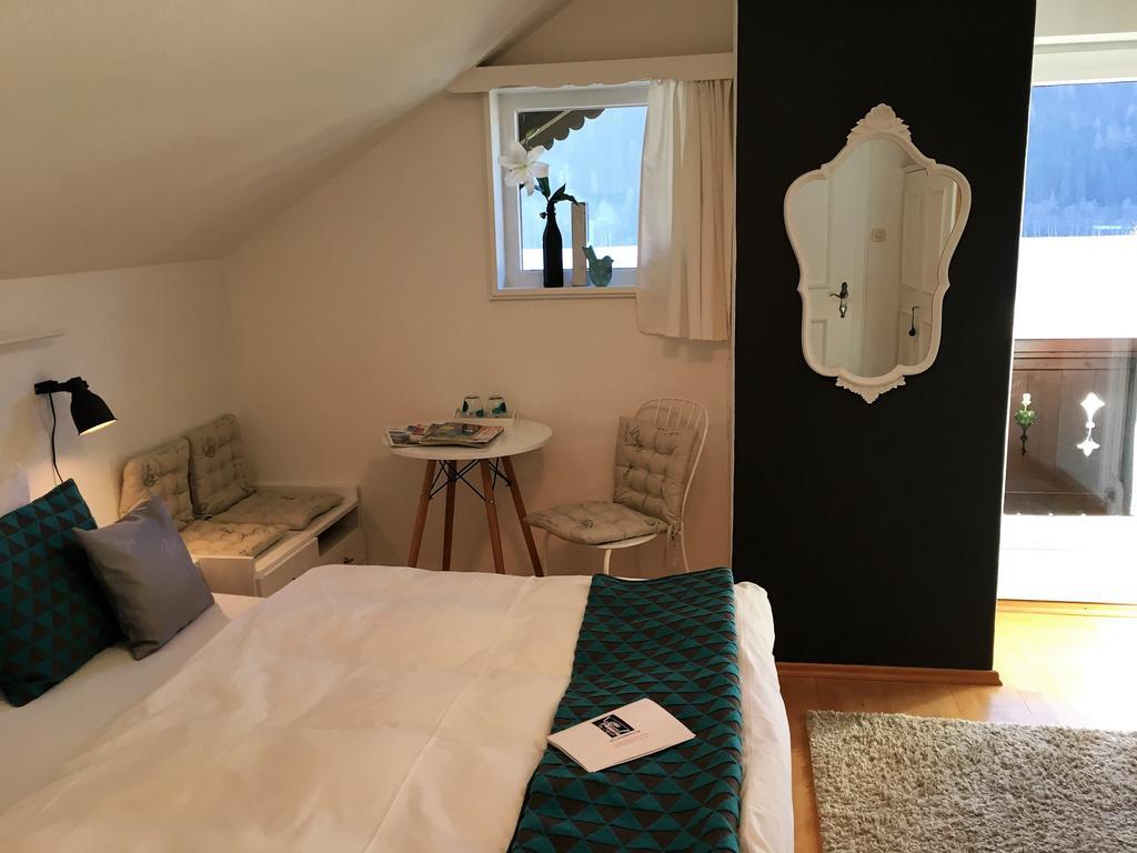 Haus Tirolerland Ξενοδοχείο Oetz Εξωτερικό φωτογραφία